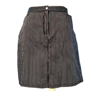 Pin striped stretch skirt